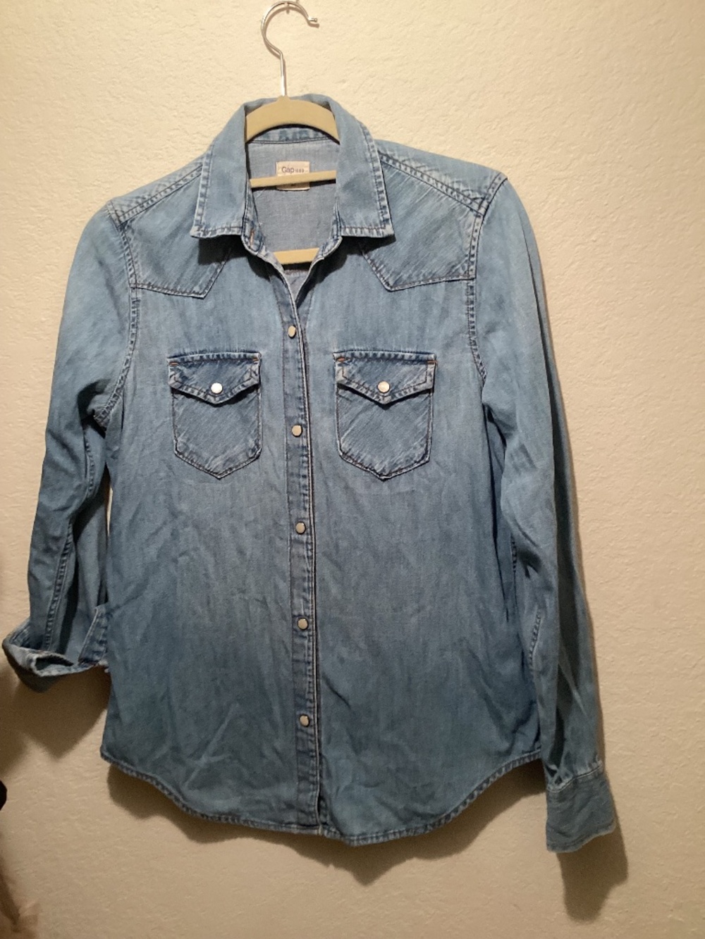 Gap 1969 Denim Shirt S Women’s Pear Snap Closure Wester  Chambray Long Sleeve